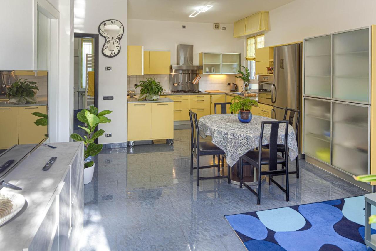 Villa La Rodina Diano Marina Eksteriør bilde